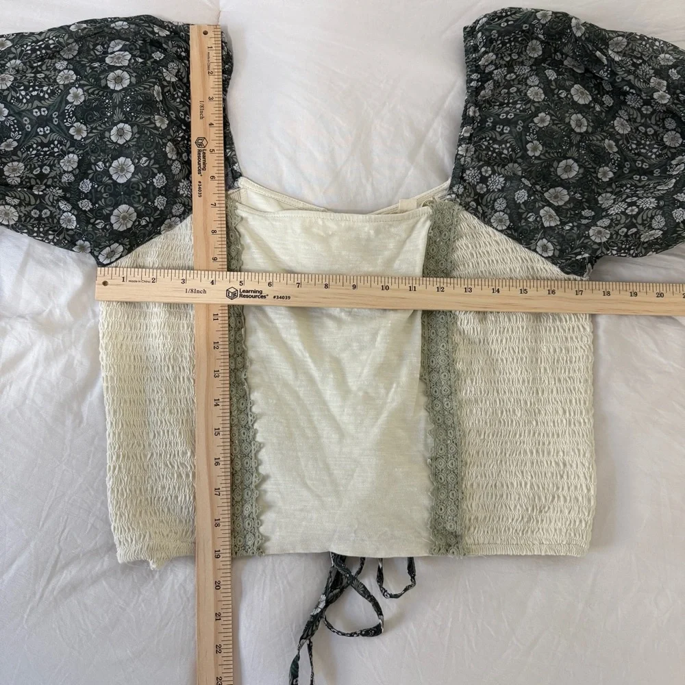NWT Anthropologie Smocked Puff Sleeve Top Ditsy Floral Moss Corset Cropped LG
